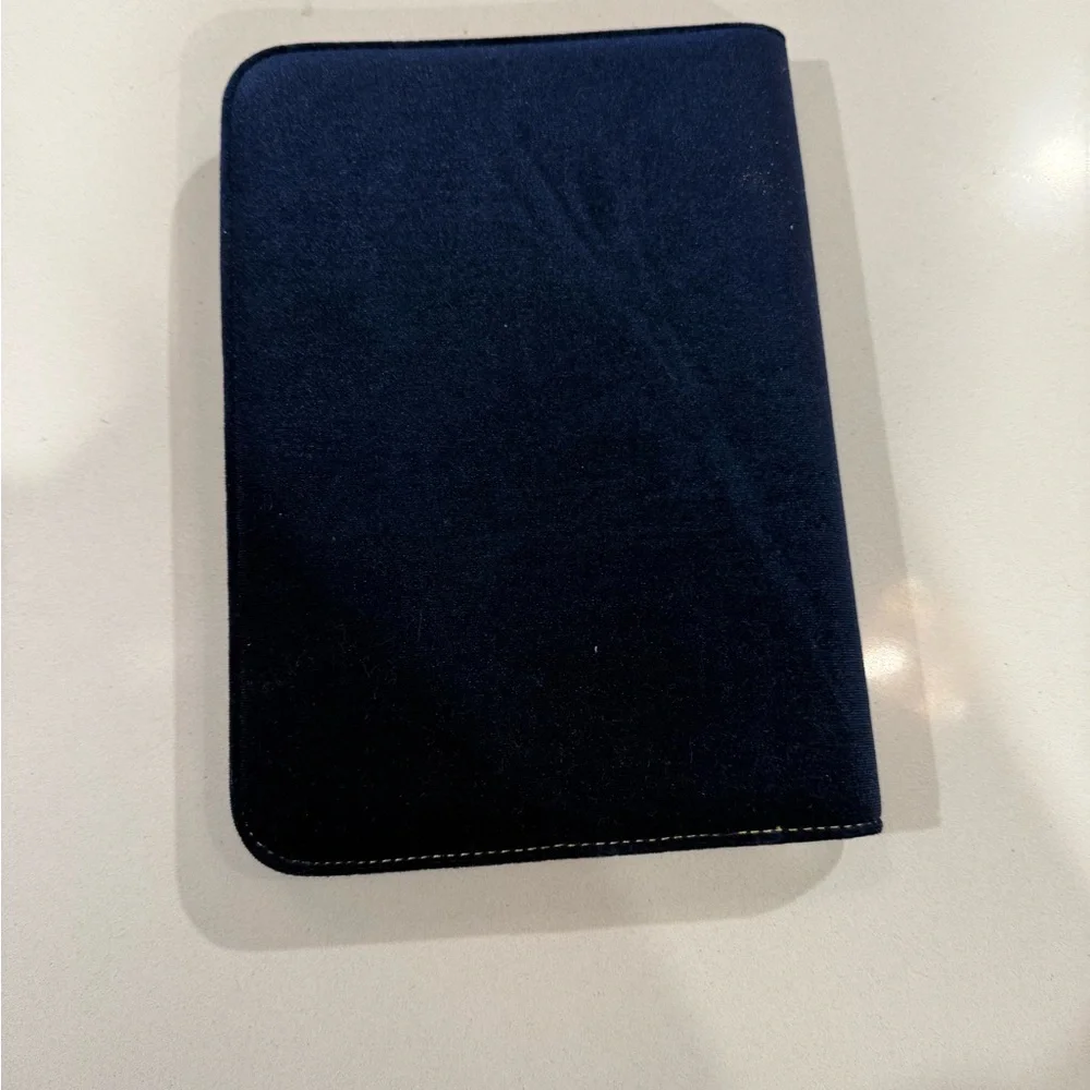 Disney Navy and Gold Folio with Mickey Mouse - Picture 5 of 5